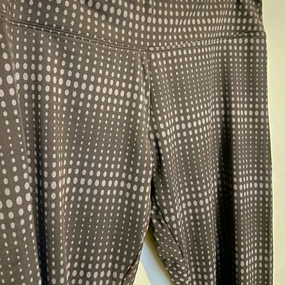 Running/Exercise Capris - Picture 1 of 4